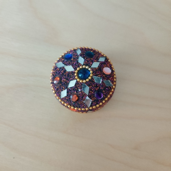 Mini decorative trinket box - Picture 2 of 3